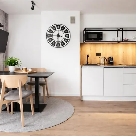 Inpoint With Free Parking 4* كراكوفيا