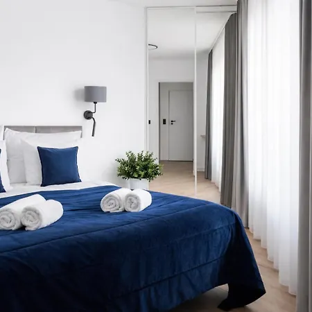 Inpoint With Free Parking شقة فندقية كراكوفيا