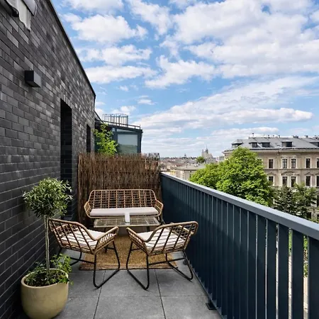 Inpoint With Free Parking كراكوفيا