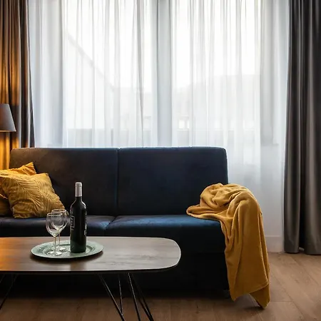 Inpoint With Free Parking 아파트호텔 4*