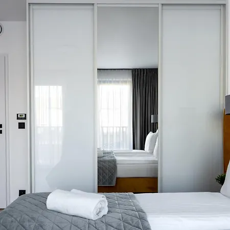 Aparthotel Inpoint Drive - Stay&park Free