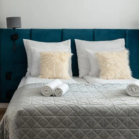 Inpoint Drive - Stay&park Free Aparthotel *