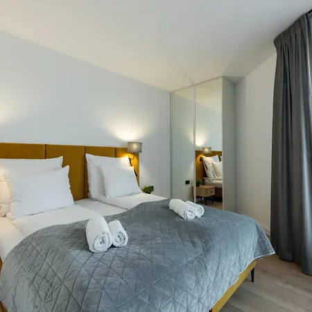Inpoint Drive - Stay&park Free Aparthotel *