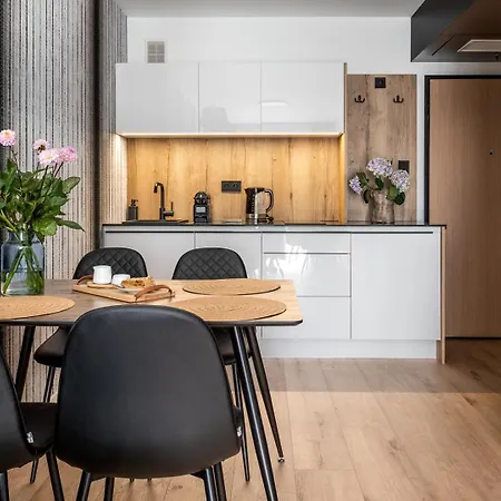Aparthotel Inpoint Drive - Stay&park Free Krakow