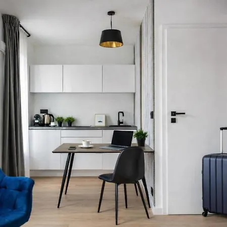 Inpoint With Free Parking 公寓式酒店 4*