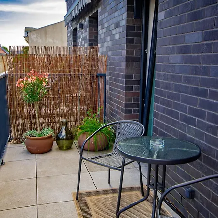 Inpoint With Free Parking Apart Otel 4*